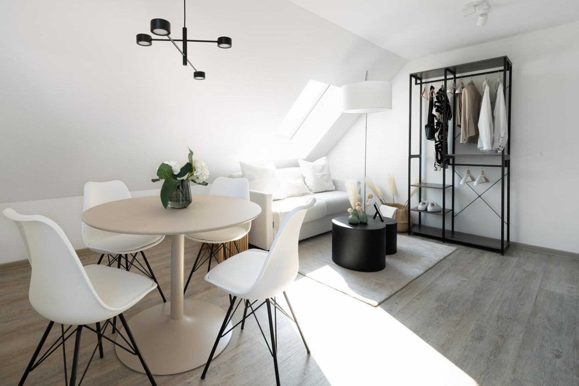 Maisonette - Stilvoll Und Ruhig, Urban Design, Yoga Корнвестхайм Екстериор снимка